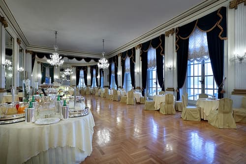 Eurostars Excelsior, 