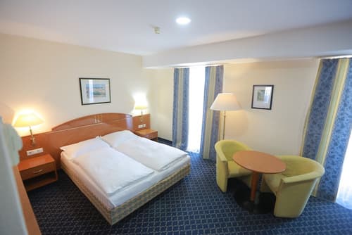 Shodlik Palace Hotel, 