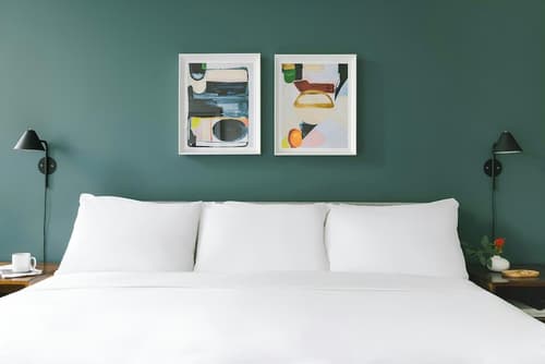 Sonder Revival Apartments English Bay, 