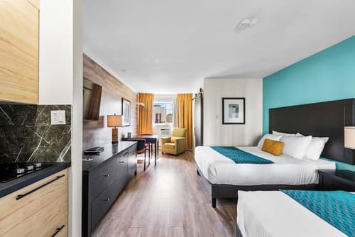 The Shores Inn & Hotel, 