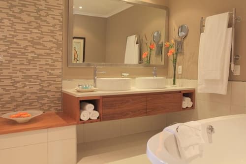 Fancourt Hotel - 7 Night Value Add Package - BB - 1 Bedroom