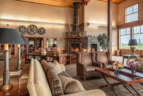 Copper River Princess Wilderness Lodge, 