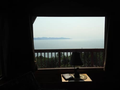 Alaska Adventure Cabins, 