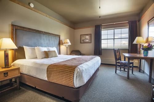 Copper River Princess Wilderness Lodge, 