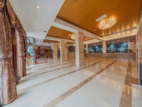 Phoenix International Hotel, 