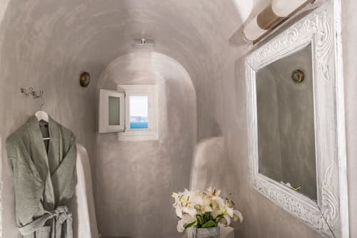 Alta Mare By Andronis, 