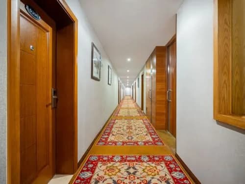 Phoenix International Hotel, 