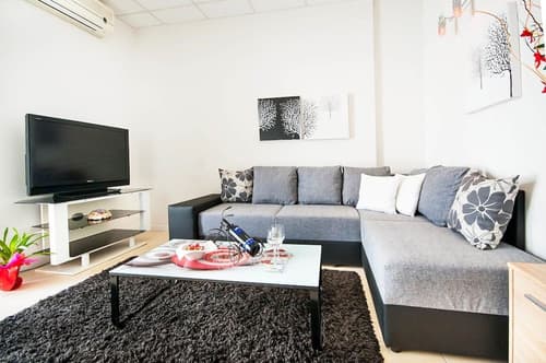 Apartments Pina and Lavender, 