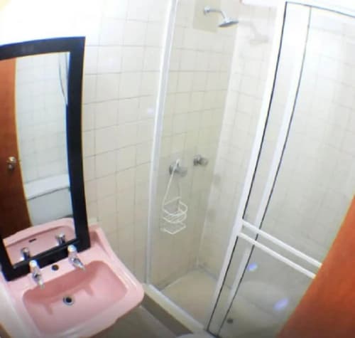 R10 Hostal - Hostel, 