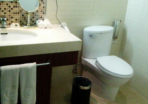 Hua Bin International Hotel, 