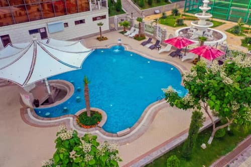 Parliament Palace Hotel, 