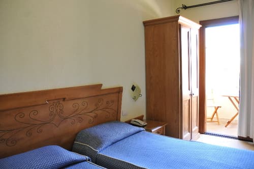 Bonsai Hotel , ROOM