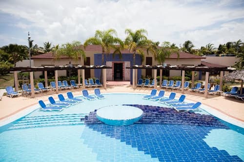 Sanctuary at Grand Memories Varadero, POOL