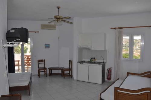 Heliovasilema Studios, ROOM