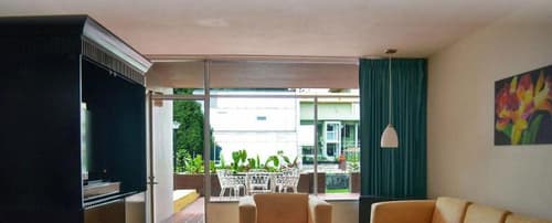 Solar de la Plaza, HOTEL