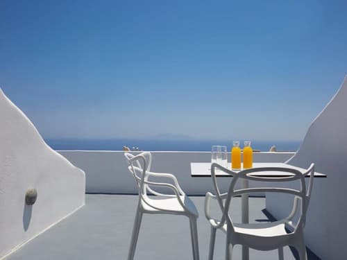 Adore Santorini, TERRACE