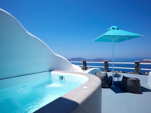 Adore Santorini, HOTEL