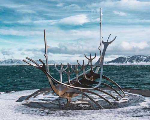 EXPLORE ISLANDA Magico Inverno