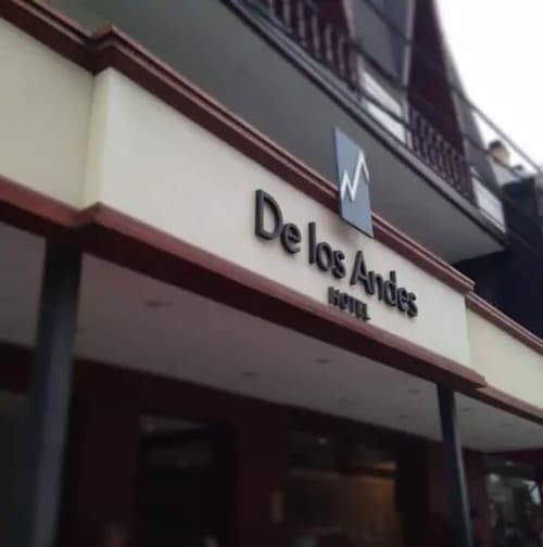 Hotel De Los Andes, Featured Image
