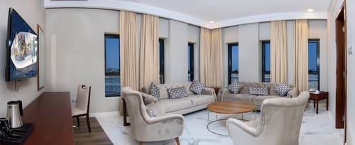 Muscat Gate Hotel, Room