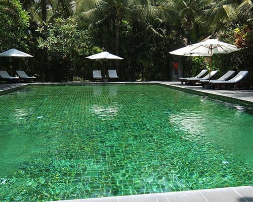 Cham Villas , 