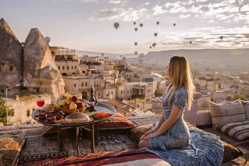 Turkish Treasures: Istanbul & Cappadocia Adventure