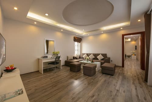 Emerald Hotel Hanoi Hai Ba Trung, 