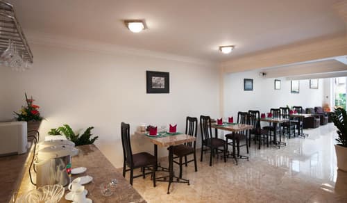 Serenity Villa Hotel, 