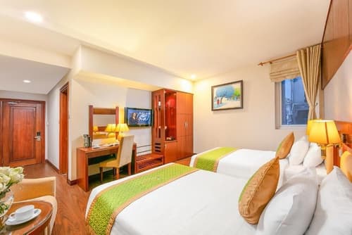 Emerald Hotel Hanoi Hai Ba Trung, 