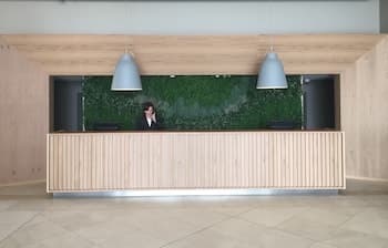 Yellow Praia Monte Gordo Hotel, Reception