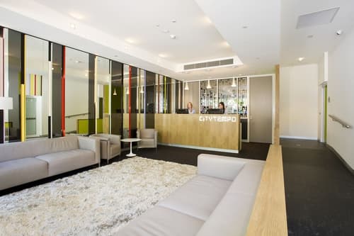 City Tempo - Queen St, Vestíbulo