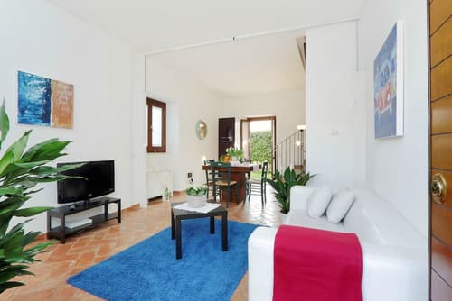 Borgo Papareschi, Featured Image