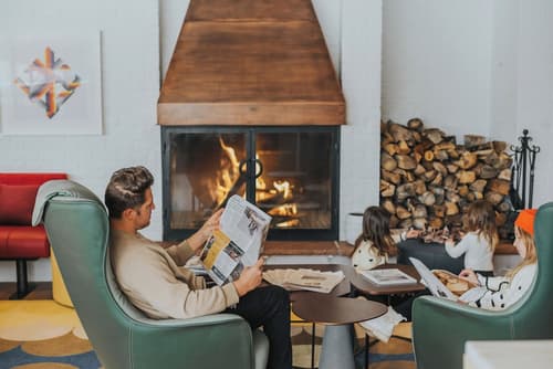 Aspen Meadows Resort, Lobby lounge