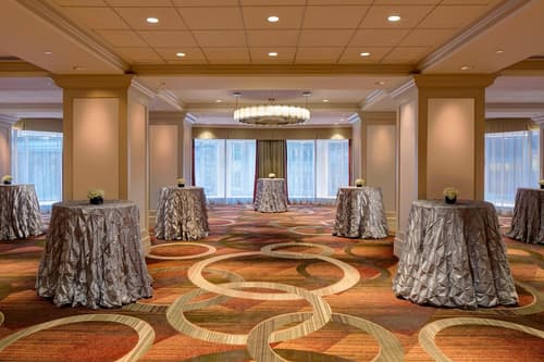 Sheraton New York Times Square Hotel, Reception