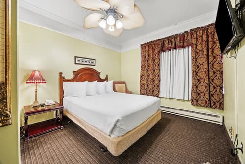 Fitzgerald Hotel, Room