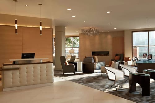 DoubleTree Suites by Hilton Hotel Boston - Cambridge, Lobby