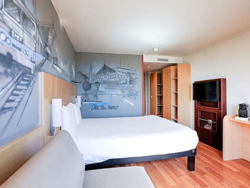 Ibis Marseille Centre Gare Saint Charles, Primary image