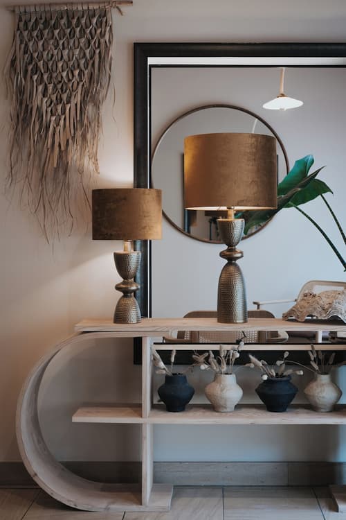 Henry II Hotel, Reception