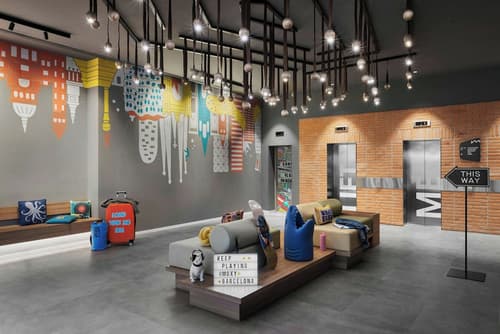 Moxy Barcelona, Lobby lounge