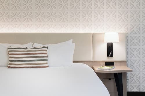 Palm Mountain Resort and Spa, Room