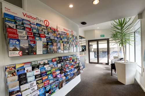 Garden Court Suites And Apartments, Lobby
