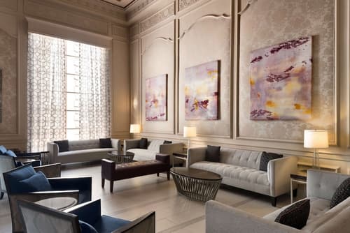 Hilton St. Louis Frontenac, Lobby