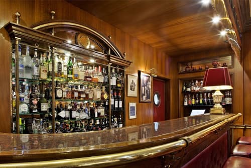 Avenida Palace, Bar (on property)