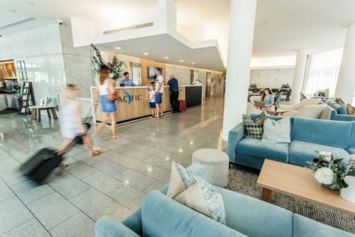 Mercure Brisbane Spring Hill, Lobby