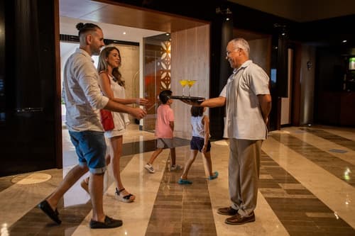 Wyndham Grand Cancun All Inclusive Resort & Villas, Reception