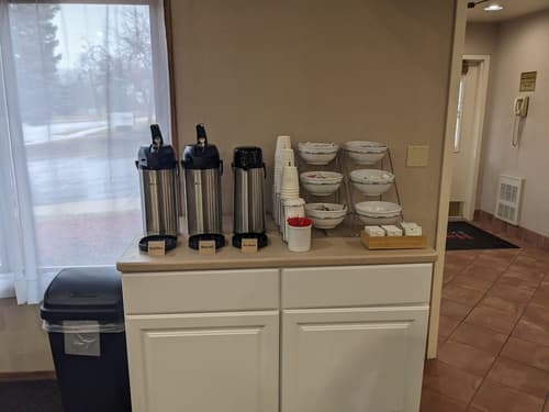 Hawthorn Extended Stay by Wyndham Green Bay, Lobby