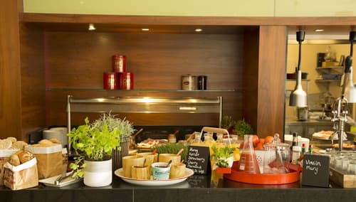 Radisson Blu Royal Hotel, Bergen, Breakfast buffet