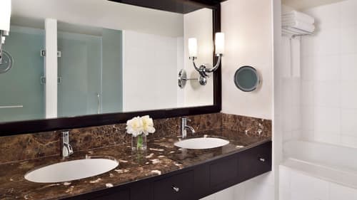 InterContinental Abu Dhabi by IHG, Room