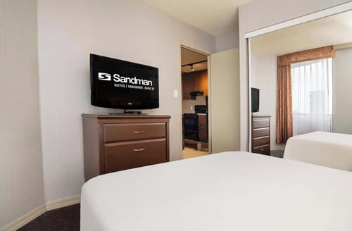 Sandman Suites Vancouver on Davie, Room