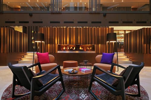 Sheraton Grand Tbilisi Metechi Palace, Lobby lounge